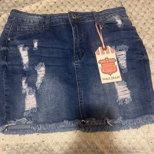 Wax Jean Blue Distressed Denim Skirt with Frayed Hem